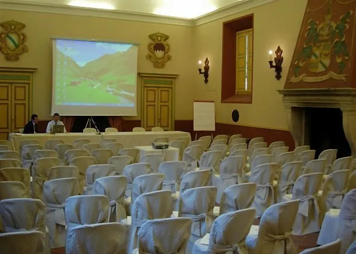فندق Torre Di San Martino 3*