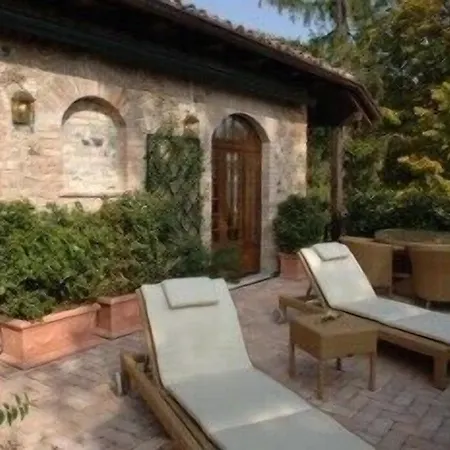 酒店 Torre Di San Martino 3*