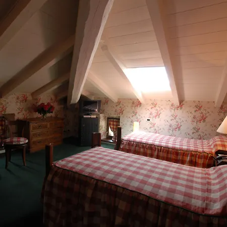 Hotel Torre Di San Martino 3*