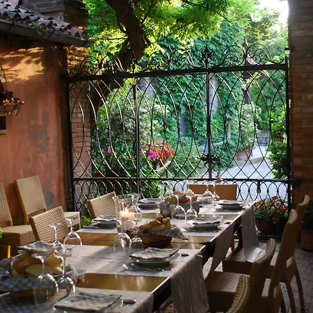 Torre Di San Martino 酒店 3*