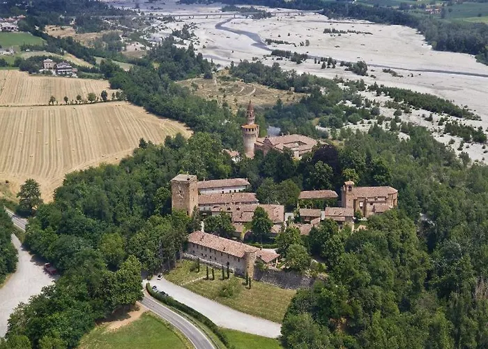 فندق Torre Di San Martino