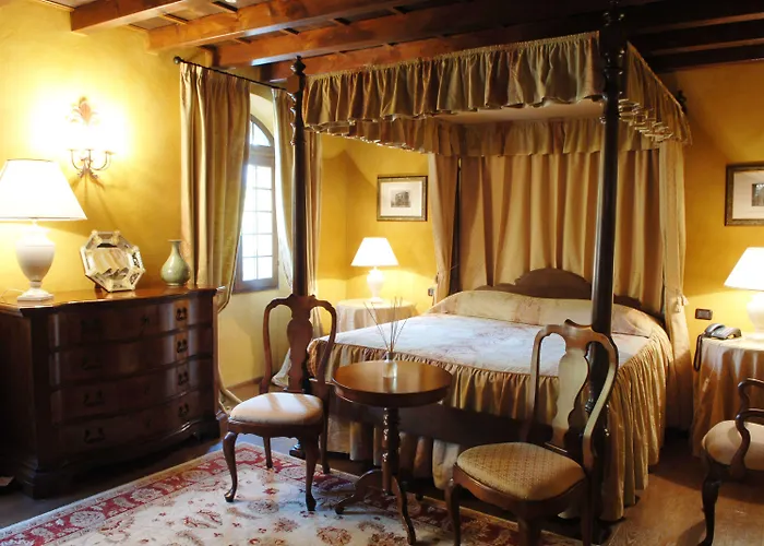 Torre Di San Martino فندق 3*