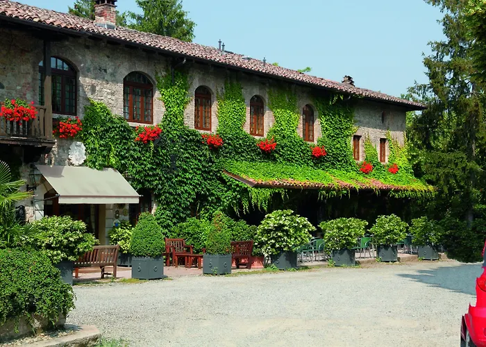 Torre Di San Martino فندق 3*