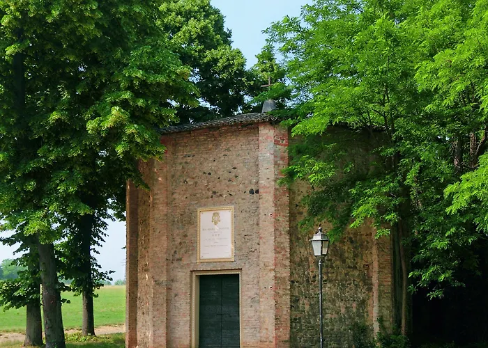 Torre Di San Martino فندق 3*