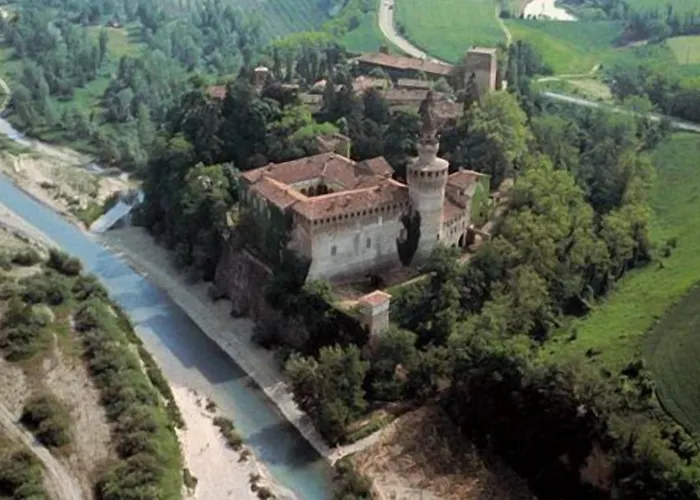 Torre Di San Martino فندق 3*